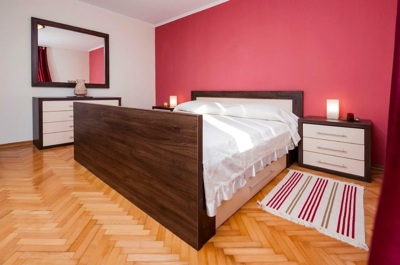 Apartment Nika Rovinj Bagian luar foto